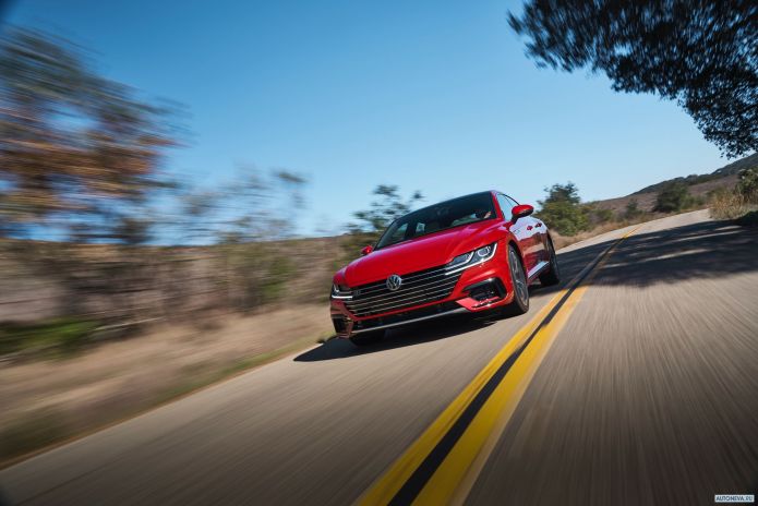 2019 Volkswagen Arteon 4Motion R-line NA - фотография 4 из 40 2019 Volkswagen Arteon 4Motion R-line NA - фотография 4 из 40