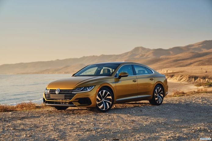 2019 Volkswagen Arteon 4Motion R-line NA - фотография 9 из 40