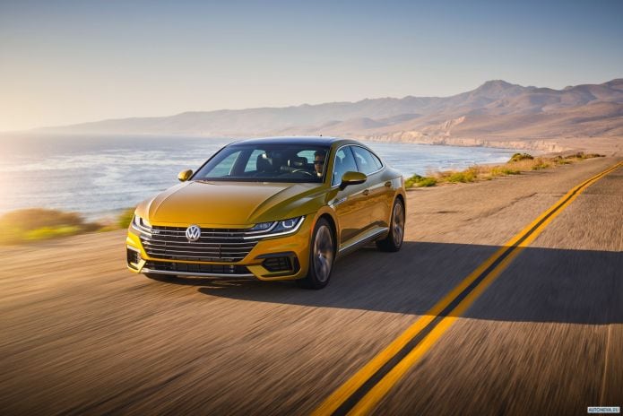 2019 Volkswagen Arteon 4Motion R-line NA - фотография 13 из 40 2019 Volkswagen Arteon 4Motion R-line NA - фотография 13 из 40