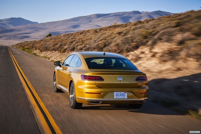 2019 Volkswagen Arteon 4Motion R-line NA - фотография 25 из 40