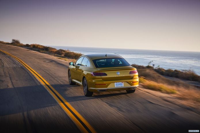 2019 Volkswagen Arteon 4Motion R-line NA - фотография 26 из 40 2019 Volkswagen Arteon 4Motion R-line NA - фотография 26 из 40