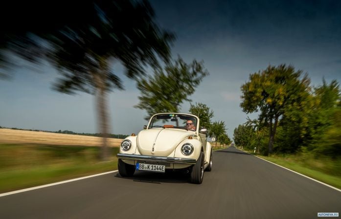 2019 Volkswagen e Beetle Concept - фотография 2 из 29