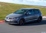volkswagen_2019_golf_gti_tcr_016.jpg