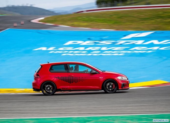 2019 Volkswagen Golf GTI TCR - фотография 30 из 106 2019 Volkswagen Golf GTI TCR - фотография 30 из 106