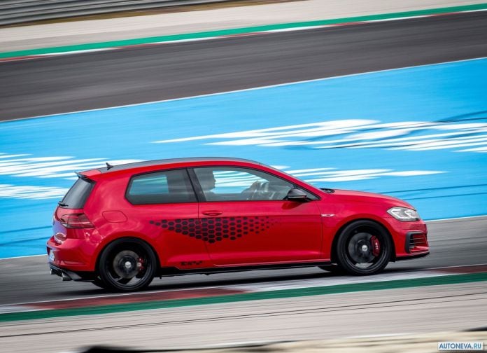 2019 Volkswagen Golf GTI TCR - фотография 31 из 106 2019 Volkswagen Golf GTI TCR - фотография 31 из 106