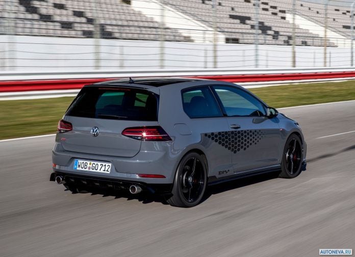 2019 Volkswagen Golf GTI TCR - фотография 39 из 106 2019 Volkswagen Golf GTI TCR - фотография 39 из 106