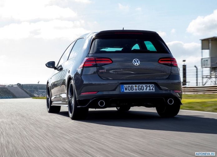 2019 Volkswagen Golf GTI TCR - фотография 40 из 106 2019 Volkswagen Golf GTI TCR - фотография 40 из 106