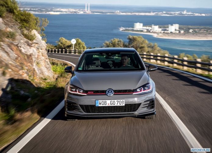 2019 Volkswagen Golf GTI TCR - фотография 54 из 106 2019 Volkswagen Golf GTI TCR - фотография 54 из 106