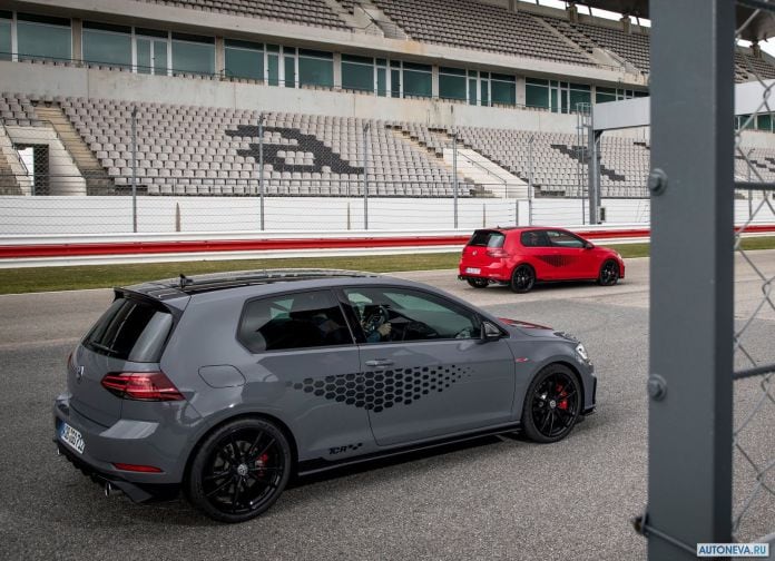 2019 Volkswagen Golf GTI TCR - фотография 64 из 106 2019 Volkswagen Golf GTI TCR - фотография 64 из 106