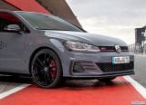 volkswagen_2019_golf_gti_tcr_087.jpg