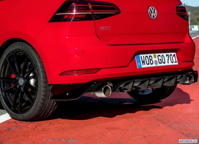 2019 Volkswagen Golf GTI TCR - фотография 89 из 106 2019 Volkswagen Golf GTI TCR - фотография 89 из 106