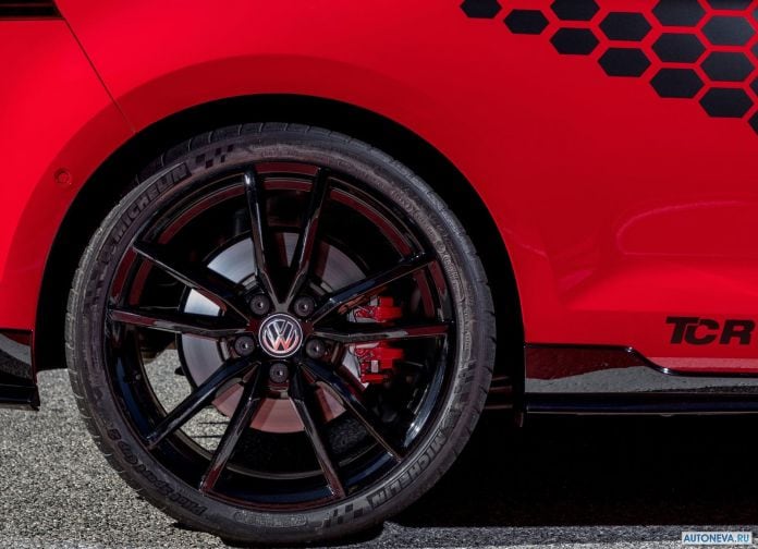 2019 Volkswagen Golf GTI TCR - фотография 93 из 106 2019 Volkswagen Golf GTI TCR - фотография 93 из 106