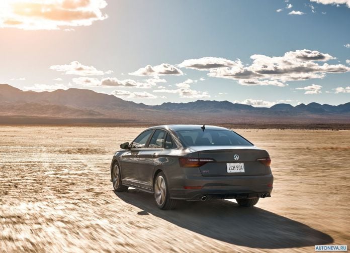 2019 Volkswagen Jetta GLI - фотография 13 из 28 2019 Volkswagen Jetta GLI - фотография 13 из 28