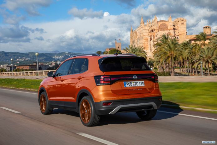 2019 Volkswagen T-Cross - фотография 32 из 40