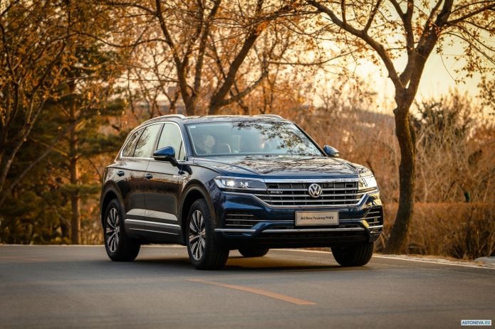 2019 Volkswagen Touareg PHEV (China) - фотография 1 из 3 2019 Volkswagen Touareg PHEV (China) - фотография 1 из 3