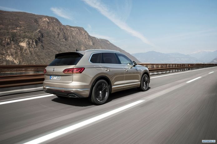 2019 Volkswagen Touareg V6 TDI Atmosphere - фотография 8 из 13