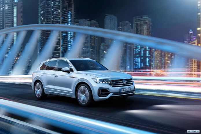 2019 Volkswagen Touareg V6 TDI R-line - фотография 12 из 40