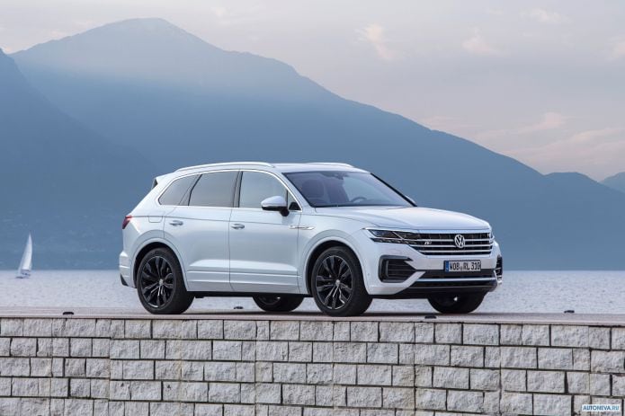 2019 Volkswagen Touareg V6 TDI R-line - фотография 14 из 40