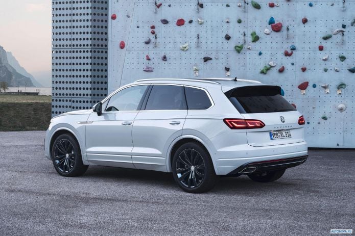 2019 Volkswagen Touareg V6 TDI R-line - фотография 15 из 40 2019 Volkswagen Touareg V6 TDI R-line - фотография 15 из 40