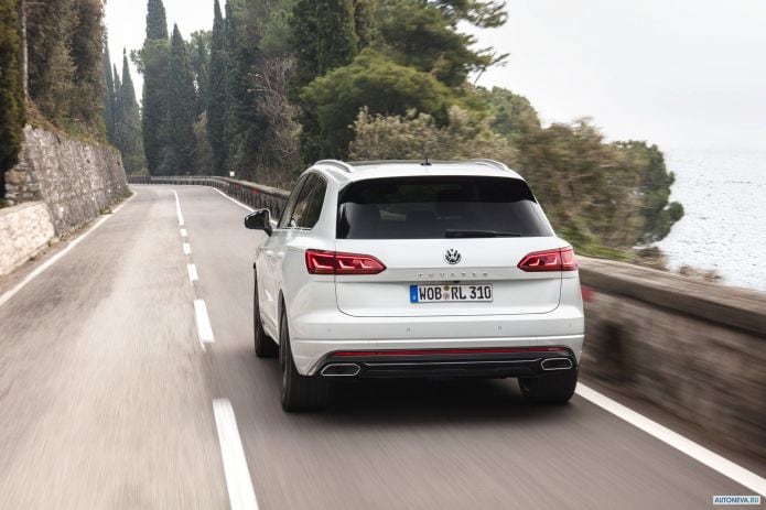 2019 Volkswagen Touareg V6 TDI R-line - фотография 20 из 40 2019 Volkswagen Touareg V6 TDI R-line - фотография 20 из 40