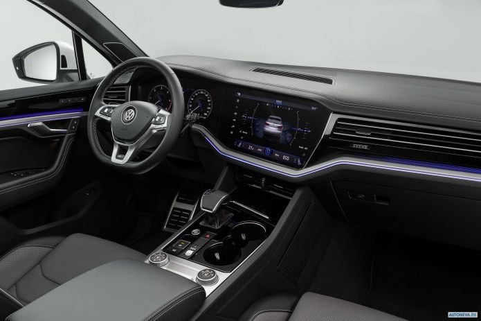2019 Volkswagen Touareg V6 TDI R-line - фотография 31 из 40 2019 Volkswagen Touareg V6 TDI R-line - фотография 31 из 40