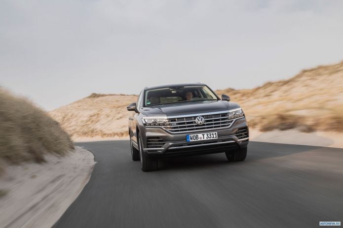 2019 Volkswagen Touareg V8 TDI - фотография 1 из 19 2019 Volkswagen Touareg V8 TDI - фотография 1 из 19