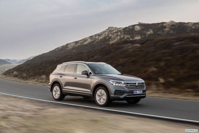 2019 Volkswagen Touareg V8 TDI - фотография 10 из 19