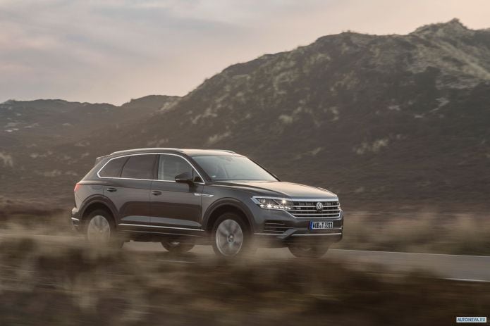 2019 Volkswagen Touareg V8 TDI - фотография 13 из 19