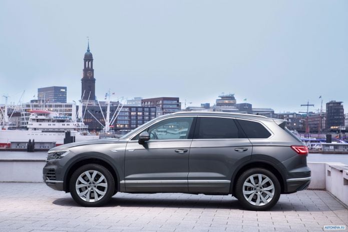2019 Volkswagen Touareg V8 TDI - фотография 17 из 19 2019 Volkswagen Touareg V8 TDI - фотография 17 из 19