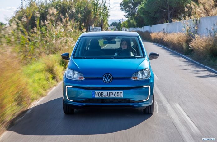 2020 Volkswagen e-up - фотография 3 из 40