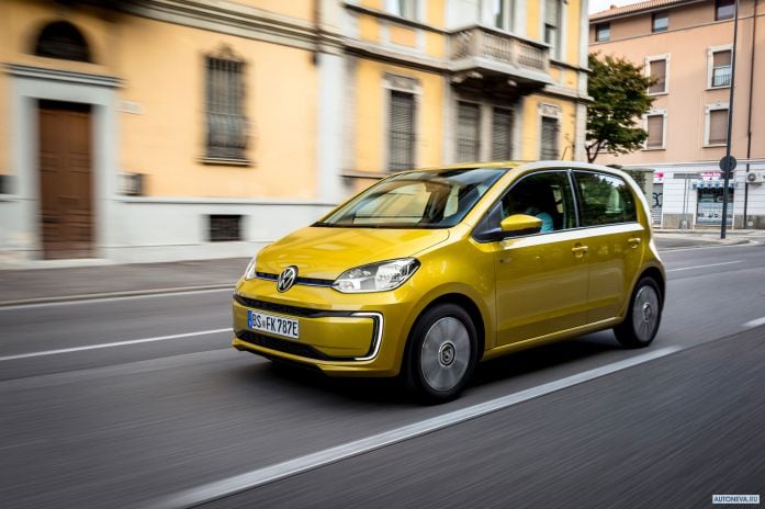 2020 Volkswagen e-up - фотография 17 из 40 2020 Volkswagen e-up - фотография 17 из 40