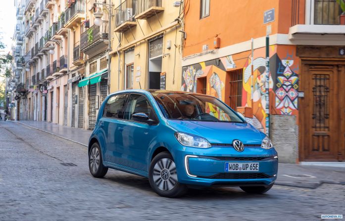 2020 Volkswagen e-up - фотография 19 из 40 2020 Volkswagen e-up - фотография 19 из 40