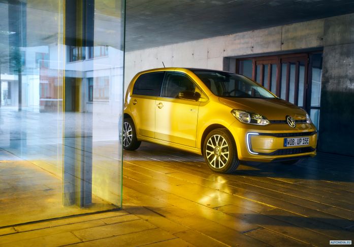 2020 Volkswagen e-up - фотография 22 из 40 2020 Volkswagen e-up - фотография 22 из 40
