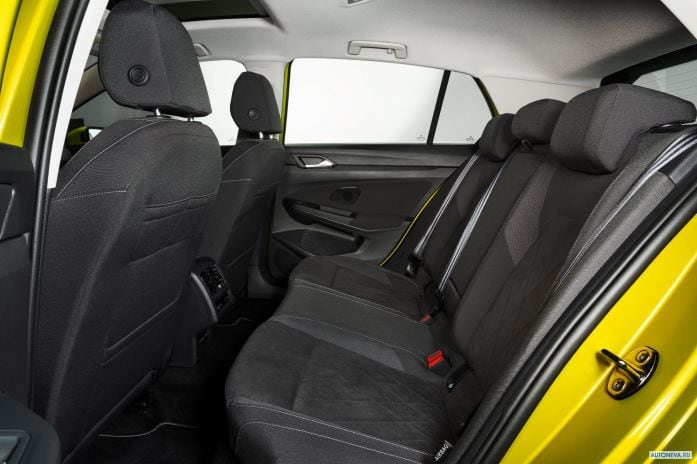 2020 Volkswagen Golf Style - фотография 35 из 40