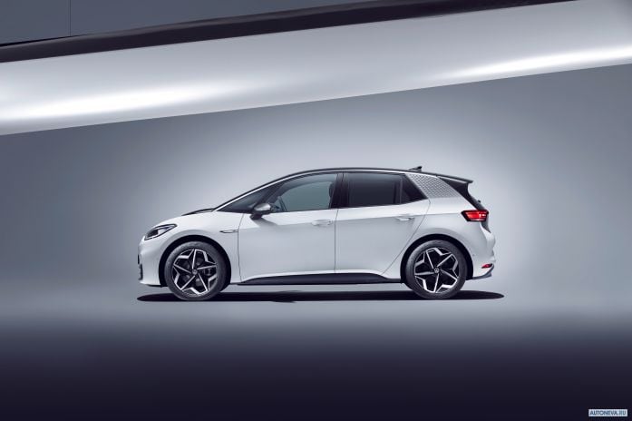 2020 Volkswagen ID.3 First Edition - фотография 11 из 40