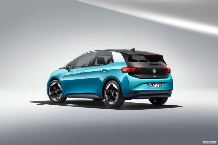 2020 Volkswagen ID.3 First Edition - фотография 17 из 40