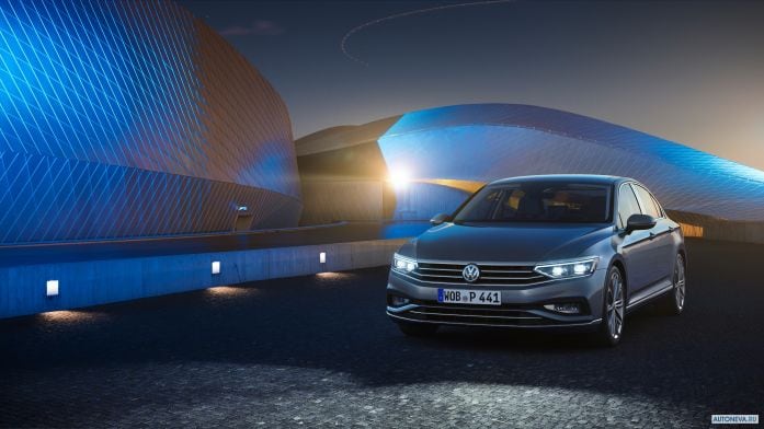 2020 Volkswagen Passat Highline - фотография 1 из 33