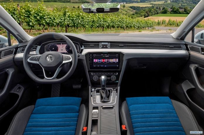 2020 Volkswagen Passat Highline - фотография 24 из 33 2020 Volkswagen Passat Highline - фотография 24 из 33
