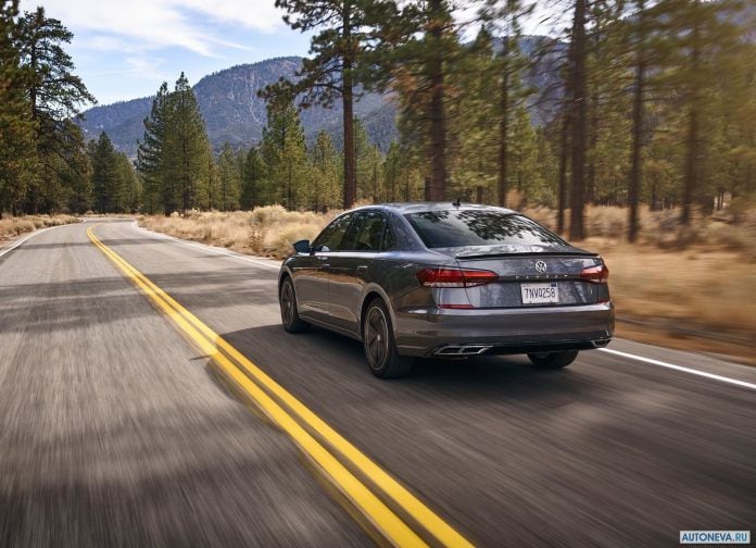2020 Volkswagen Passat US-version - фотография 11 из 23