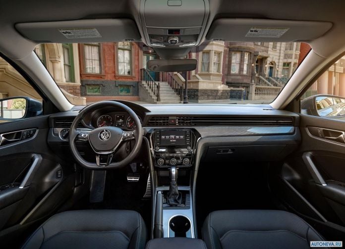 2020 Volkswagen Passat US-version - фотография 17 из 23
