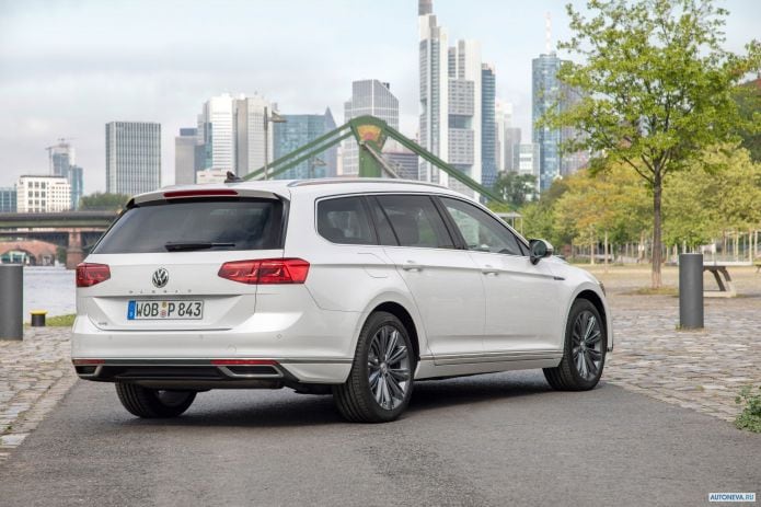 2020 Volkswagen Passat Variant GTE - фотография 13 из 22 2020 Volkswagen Passat Variant GTE - фотография 13 из 22