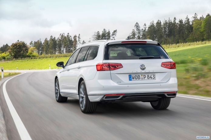2020 Volkswagen Passat Variant GTE - фотография 14 из 22 2020 Volkswagen Passat Variant GTE - фотография 14 из 22