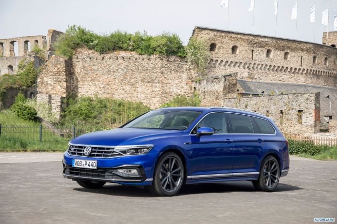 2020 Volkswagen Passat Variant R-line - фотография 8 из 40