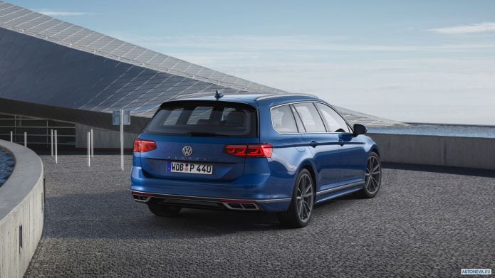2020 Volkswagen Passat Variant R-line - фотография 31 из 40