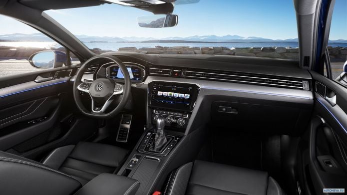 2020 Volkswagen Passat Variant R-line - фотография 35 из 40 2020 Volkswagen Passat Variant R-line - фотография 35 из 40