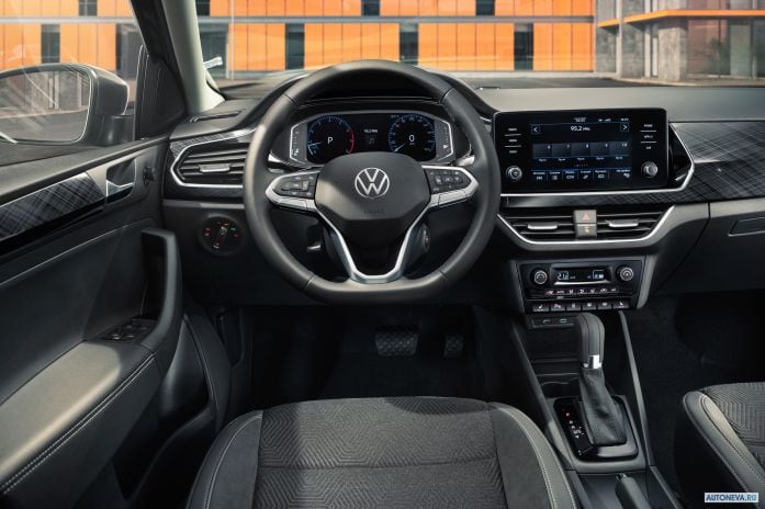 2020 Volkswagen Polo Sedan - фотография 4 из 8