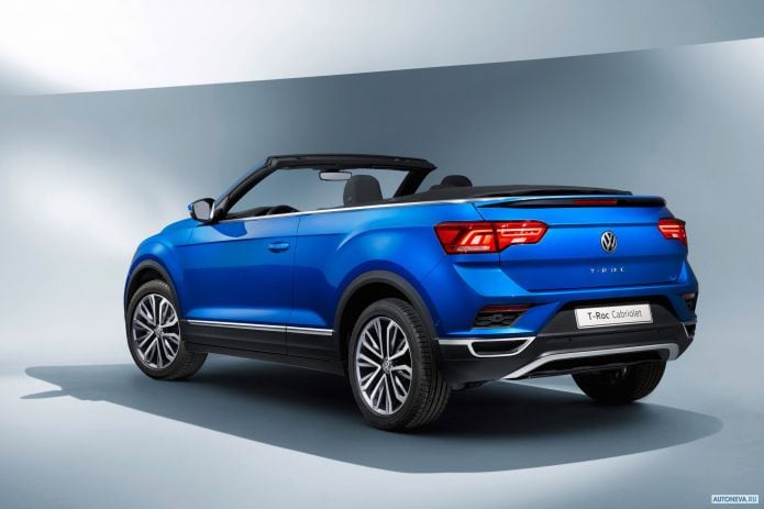 2020 Volkswagen T-Roc Cabriolet - фотография 7 из 12