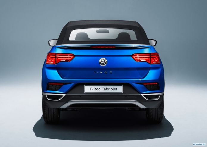 2020 Volkswagen T-Roc Cabriolet - фотография 8 из 12