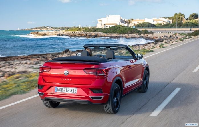 2020 Volkswagen T-Roc Cabriolet R-line - фотография 23 из 40 2020 Volkswagen T-Roc Cabriolet R-line - фотография 23 из 40