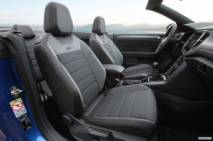 2020 Volkswagen T-Roc Cabriolet R-line - фотография 34 из 40